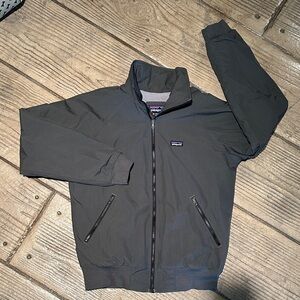 Patagonia Men's Dark Gray Jacket